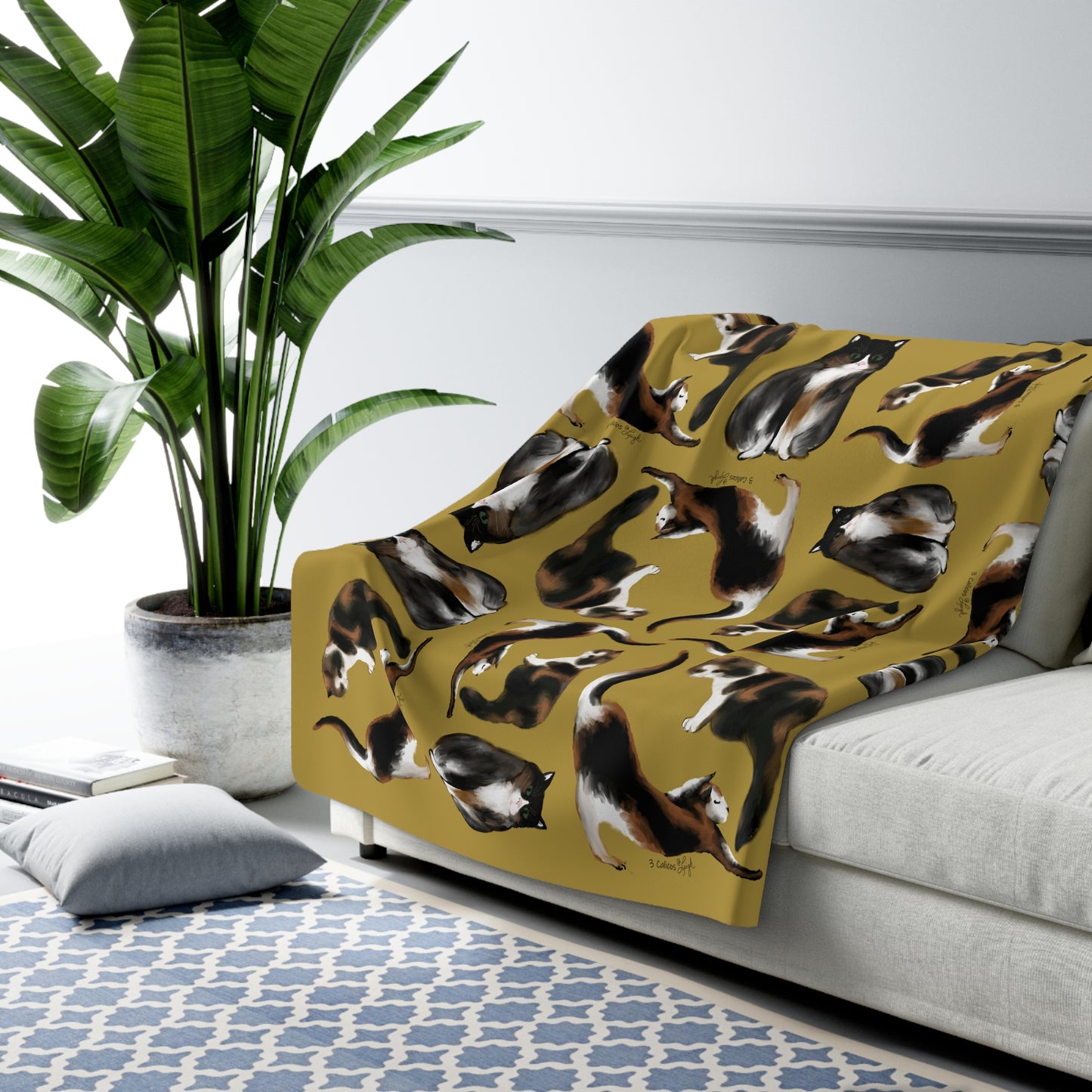 Scribbles Cats 3 Calicos - gold - Sherpa Fleece Blanket