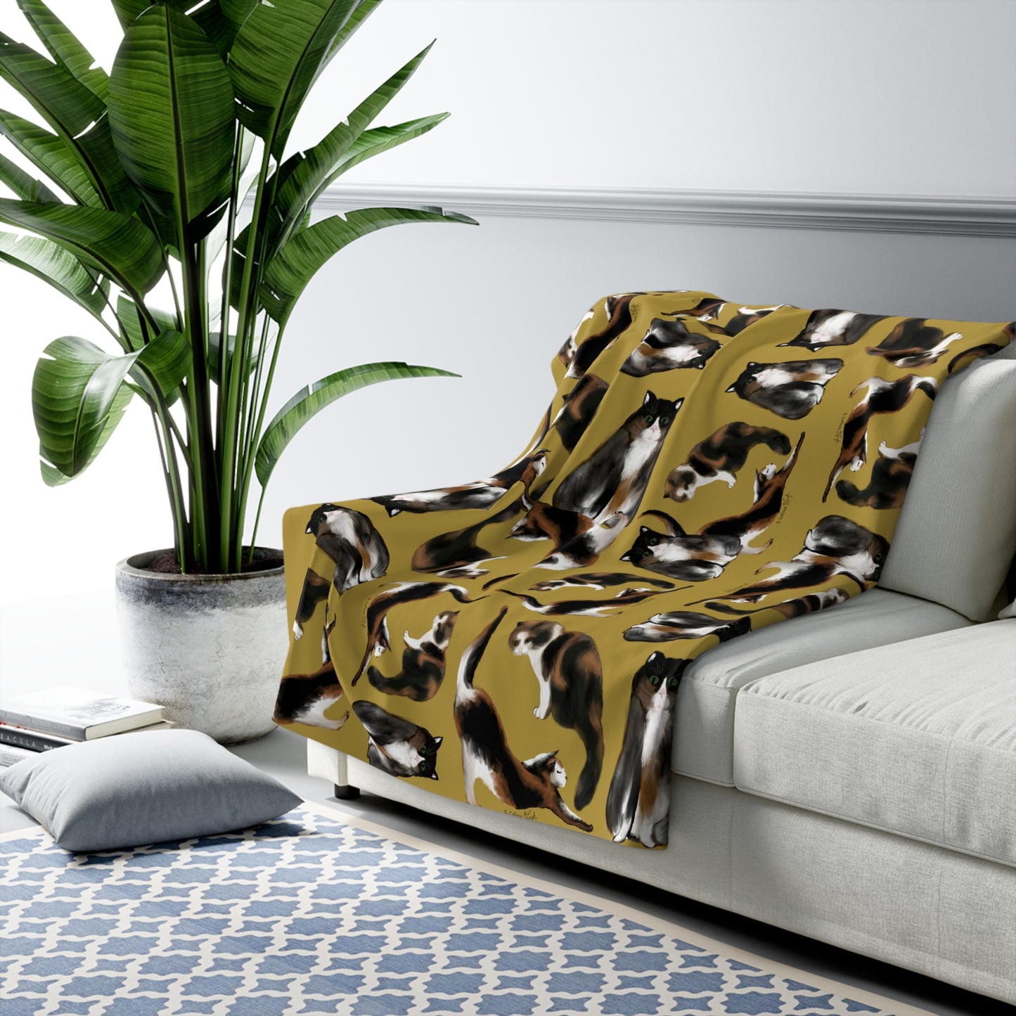 Scribbles Cats 3 Calicos - gold - Sherpa Fleece Blanket